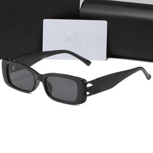 Designer voor heren dames zonnebrillen mode zonnebrillen voor dames luxe letter spiegelpoot strandschaduw uv-bescherming gepolariseerde bril cadeau met doos