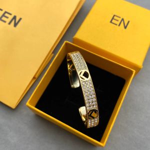 Bracelets de styliste en or Rose pour femmes, marque classique, ouvertures avec diamants, bijoux à la mode, nouveau Style personnalisé