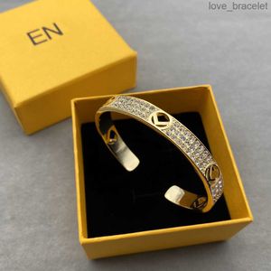 Bracelets de styliste en or Rose pour femmes, marque classique, ouvertures avec diamants, bijoux à la mode, nouveau Style personnalisé