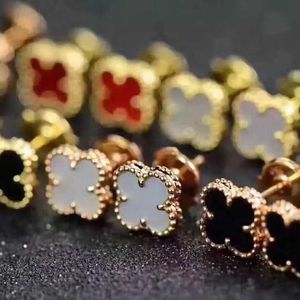 Designer vierbladige klaver luxe top sieraden accessoires voor vrouwen cleef mode Koreaans verdikte 18k plating bloembladen parel oorbellen eenvoudige netwerk rode oorbellen