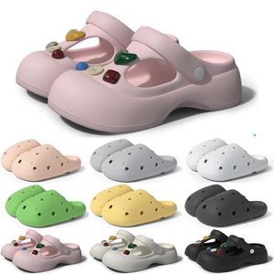 Designer gratuit 2 une sandale de diapositives de livraison pour les sandales Gai Mules Men Femmes Slippers Trainers Sandles Color4 155 S WO