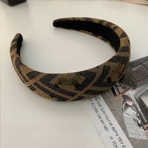 Designer French Style Sponge Headband Letters Retro Wide Version Thick Internet Celebrity Ancient Styles Presbyopic Hair Band
