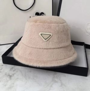 Designer Fur Bucket Hat Cap Nouvel Hiver Chaud épaissir Casual Ajusté Pêcheur Chapeaux Classique Crâne Beanie Chapeaux pour Femmes 6 Couleurs G23102612PE-3