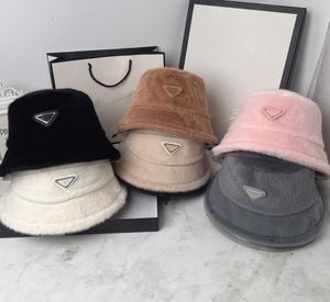 Chapeau de godet de fourrure de designer Cap Nouvel hiver Chaud épaissir Chapeaux de pêcheur ajustés classiques Chapeaux de bonnet de crâne de ski classique pour femmes 6 couleurs