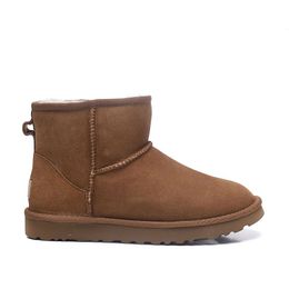 Diseñador Fuzzy Classic Botas cálidas para mujer Zapatilla de piel de oveja Mini Snow Bota corta Zapatos ligeros transpirables Cuero Otoño Invierno Hebilla original con tamaño de caja 35-42