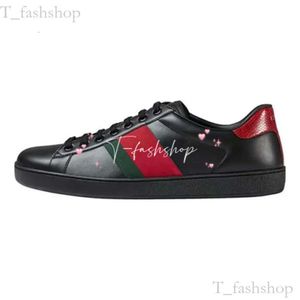 Designer G Sneakers Womans Mens Ace Sneakers Low Running Running Mens Womens Chaussures Tiger High Quality Broidered Black White Green Stripes Walking Walking Sneakers 35-44 672