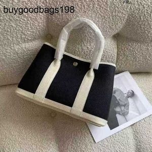 Designer Garden Party Sacs 2024 Nouveau cuir en cuir One épaule Femmes Handheld Tote Mother Commuter Grande capacité Casual polyvalent Have Logo