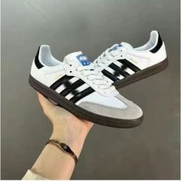 Diseñador Gazelle Bold Platform Zapatos casuales Hombres Mujeres Campus Zapatillas Low Top Cuero Negro Resplandor Vegano Goma blanca SambTrainers36-44