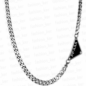 Collier géométrique de styliste, pendentifs à la mode, en forme de Triangle, pour hommes et femmes, Style neutre et Cool, bonne qualité, 2443