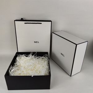 Embalaje de regalo de diseñador, caja de perfume blanca de gran capacidad, conjunto de bolso, caja de regalo, caja de embalaje de cosméticos