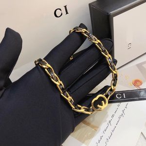 Designer Gifts Pendant Necklace Gold Plated Black Necklace Women Love Jewelry Long Chains Vintage Design Jewelry Letter Necklace Party Family Rope Chain With Box