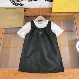 Conjuntos de vestidos de diseñador para niñas Vestido de tirantes de dos piezas para niños de alta gama Vestido de chaleco negro con camisetas Faldas de marca para niños tamaño 110-160 cm