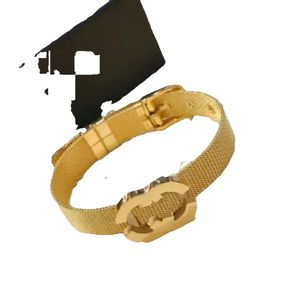 Designer Gold Bangle Lente 2023 Liefde Mode Cadeau Party Manchetarmband Ontworpen voor dames Roestvrij stalen sieraden Groothandel met doos
