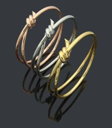 Designer gouden armband dames roestvrij staal geknoopt glanzend paar armbanden heren039s mode luxe sieraden Valentine039s dag 5913916