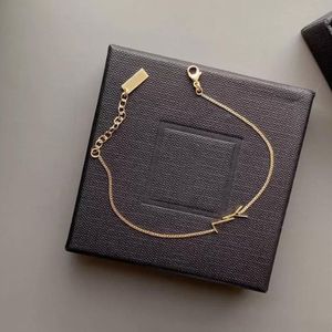 Designer Gold Chain armband Damesarmbanden Love sieraden Luxe brief hanger y armband voor vrouwen charm oorring bruiloft G22052308LL