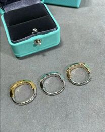Designer Gold Lock Diamond Ring Band Cluster Anneaux Femmes Mens 925 STERLING LUXUR LURXE BIELRES GOLLES T FEMME BRAND