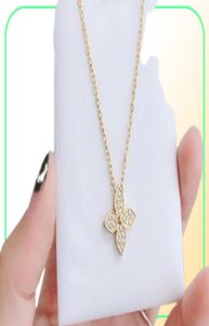 Colliers en or de créateur collier pendentif de luxe de mode pour femme fleurs classiques pendentifs en diamant bijoux femmes plaqué or 18 carats t2194412