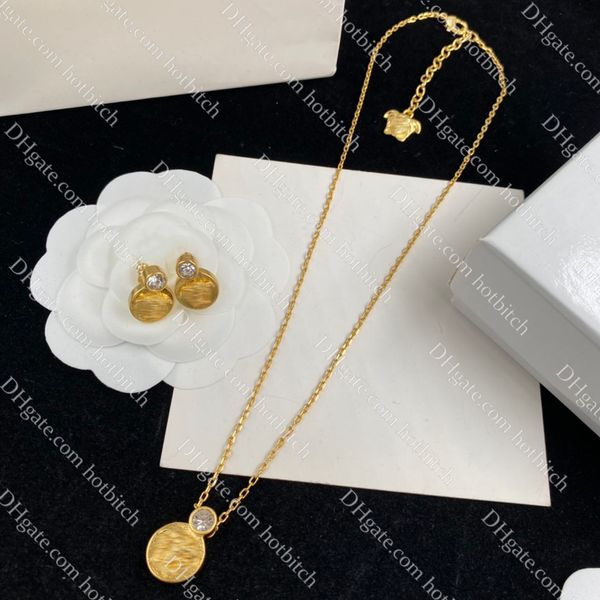 Collares con colgante de oro de diseñador para mujer, pendientes con monedas de oro, conjuntos de joyería de moda, regalo para mujer, regalo de cumpleaños