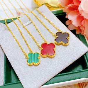 Ontwerper GOUD Geplaatste kettingen Bloemen Bloemen Vierbladige klaver Cleef Fashional Pendant ketting Wedding Party Sieraden