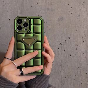 Diseñador Cajones de teléfonos verdes para iPhone 13Promax 13Pro 13 11 11Promax 12 12Pro 14 14Max 14Pro 14Promax Fashion Cajones de diamantes suaves cubre accesorios para teléfonos celulares de cuero