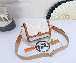 Designer handtas brief schoudertas flash office tas hoogwaardige klassieke damesleren tas met gespogen retro dames luxe tas