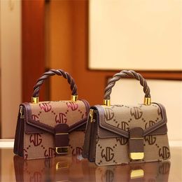 Designer-Handtasche Store 60 % Rabatt auf Hong Ledertextur-Flash-Handtasche mit Bezug, neuer Trend, vielseitige Diagonaltasche für Damen