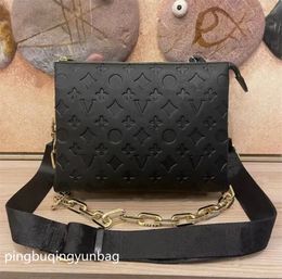 Bolsos de diseñador Embrague Crossbody Lady Sobre Hombro para mujer Moda Coussin Bolsas Cadenas Monedero Bolso Puff Hobo Messenger Bag