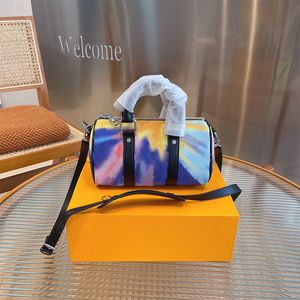 Designer Sacs à main Dernières Tie Dye Nano Oreiller Sac Femmes Mens Luxurys Voyage Poignée Sac À Main 2021 Europe et Amérique Populaire M80953 XS Purse