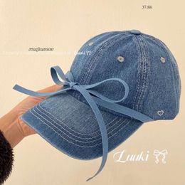 Designer Hat Bowtie Hot Diamond Love Cowboy Baseball 2024 Spring Nieuwe zoete en schattige Big Head Taille Koreaanse eendentonghoed