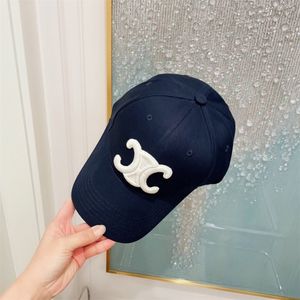 Hat de créateur toile de haute qualité capuchon de mode Men de mode Femmes Baseball CAP