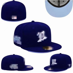 Designer hoed heren honkbal gemonteerd hoeden klassieke zwarte kleur hiphop chicago sport volledig gesloten ontwerp caps honkbal capeau stitch hart hustle bloemen nieuwe cap w-3