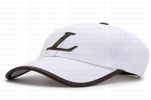 Designer Hats Men039S Luxe honkbalpetten Classic Brown Presbyopic Letters Ladies Fashion Pure Cotton Outdoor Shade Casual Cap7324058