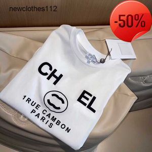 Créateur haute couture2023 Version avancée T-Shirt Femme France Tendance Vêtements Lettre C Imprimé graphique couple Mode coton Col rondr5