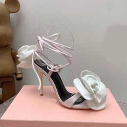 Sandales à talons hauts de 10 cm, chaussures de soirée, chaussures de styliste de mode pour femmes, chaussures de luxe, ver à soie, chaussures de dîner de mariage