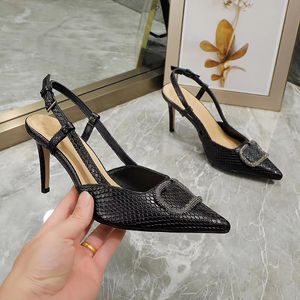 Designer hakken Dames puntige strass verfraaid feestjurk trouwjurk schoenen Stijlvolle leren lege sandalen aan de achterkant