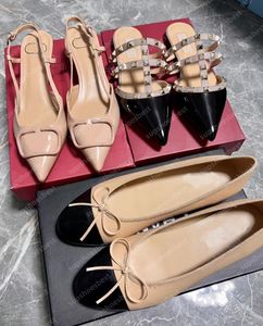 Designer hakken sandalen voor dames v merk klinknagels piepen tenen slipper echt lederen naakt zwart matte platte hak zomer casual ballet flats slippers 4 6 8 10 cm
