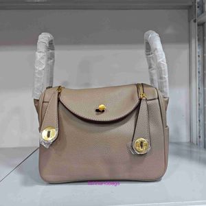 Ontwerper Herrmms Tote Tassen For Women Online Store 2024 Nieuwe damestas Echte lederen artsen Een schouderhandheld Crossbody met origineel logo