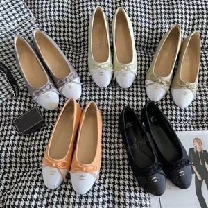 Designer Classic Channel Ballet Chaussures CCLYS LOCES HABEUR SANDAL SPRING AUTOMME COWHIDE BALLERINA LUXEUR ROND TEE DANSE chaussure Fashion Women Fool Boat Flat Boat Lady