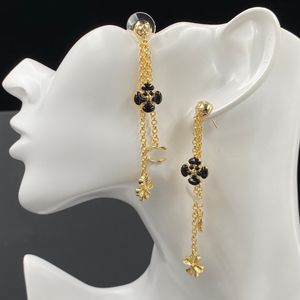 Ontwerper hoogwaardige oorstekers oorbellen Messikas serie enkele diamanten glijdende asymmetrische oorbellen oorbellen voor vrouwen festival sieraden cadeau