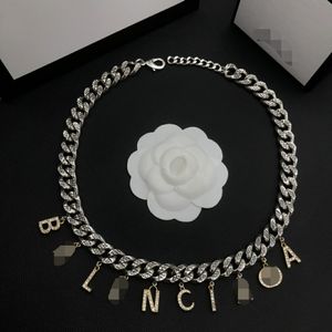 Ontwerper Hoge kwaliteit Kettingen Cubaanse choker ketting Kraag Punk Vintage Dikke dikke linkketen voor vrouwen Nieuwjaar sieradenaccessoires GN-058