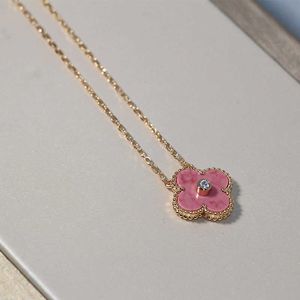 Designer Hoge versie CNC Versie van Lucky Grass Four Leaf Natural Rose Stone ketting Vrouw vergulde Mijin Lock Bone Chain Diamond