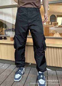 Designer Hoge versie P familie 23ss herfstwinter driehoek badge losse nylon werkkleding voor mannen en vrouwen met meerdere zakken broek IWFN