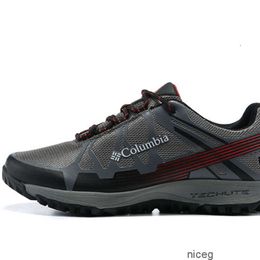 Chaussures de randonnée design Outdoor Columbias Printemps / Été Alpinisme Tourisme Léger Résistant à l'usure Mesh Respirant Sports Loisirs Chaussures Pour Hommes