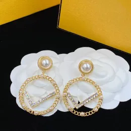 Boucles d'oreilles de créateurs pour femmes en or diamants boucle d'oreille bijoux de luxe femme perle boucle d'oreille Stud Dangle boucles d'oreilles cerceaux de mode F 2303142D