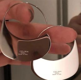 Boucles d'oreilles de cerceau de créateurs Miroir Metal Boucle d'oreille avec lettres de mode Stude de personnalité rétro pour la fête Bijoux CCC