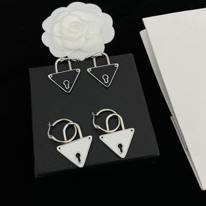 Designer Hoop Lock Earring voor dames mode zilveren oorbellen dames luxe driehoek oorbellen sieraden ontwerpers p earring stud 2211283d