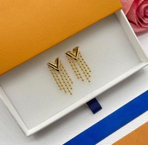 Designer Hoop Silver Rose Stud oorbellen voor vrouwelijke luxe ontwerpers Love Gold Earring Fashion V Letter Pearl Earring 5023076