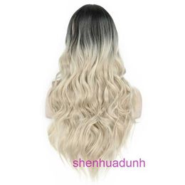 Pelucas humanas de diseñador Cabello para mujeres Cubierta de la cabeza teñida Marrón Oro blanco Cabello largo y rizado 270g 70 cm Pyj