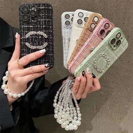 Diseñador Fundas para iPhone Mujeres Phonecases Chain Pearl Phonecase Mujer Iphone 15 14 13 12 Pro Cell Phonecases Funda protectora para teléfono de moda