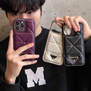 Designer iPhone Phone Cases 15 14 Pro Max Luxury PRA Cuir Purse Hi Quality 18 17 16 15pro 14pro 13pro 12pro 13 12 11 Case avec logo Box Emballage Homme Femme